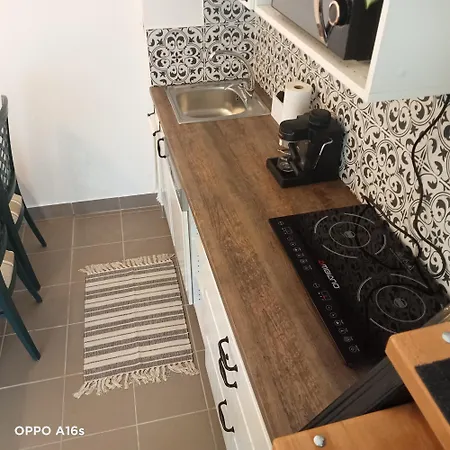 Fecske Πανσιόν *